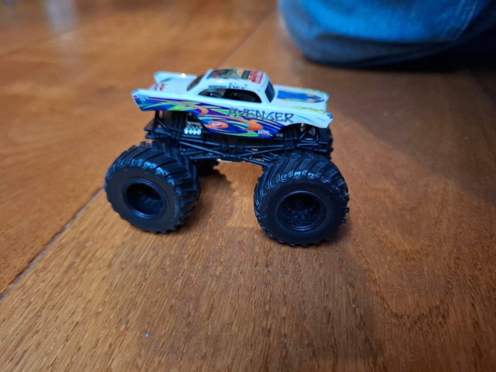 Hot Wheels Monster Truck - Avenger - Prima Staat, Ophalen of Verzenden, Zo goed als nieuw