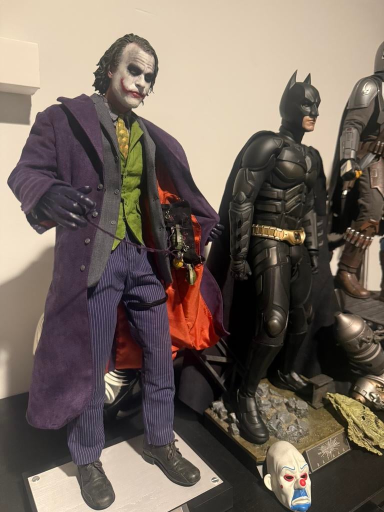 Batman 1/4 QS001 Hot Toys | Enterbay Joker 1/4, Ophalen of Verzenden, Zo goed als nieuw