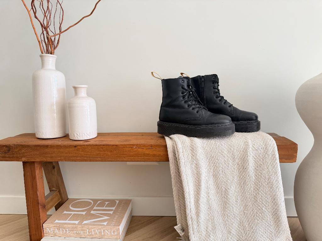 Dr. Martens Jadon vegan, Zwart, Lage of Enkellaarzen, Ophalen of Verzenden, Dr. Martens