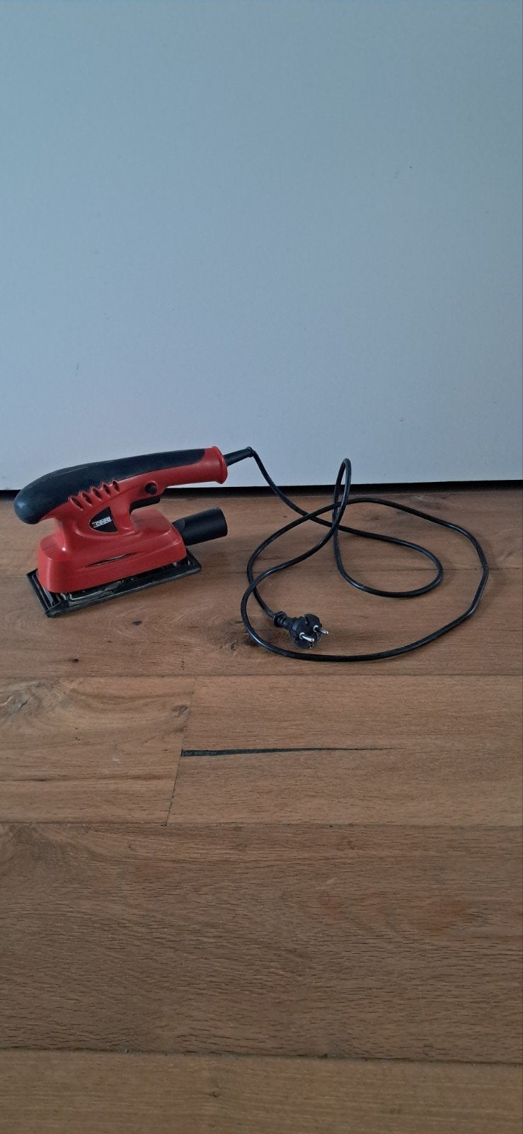 Schuurmachine:, Ophalen of Verzenden, Gebruikt, Minder dan 600 watt, Vlakschuurmachine