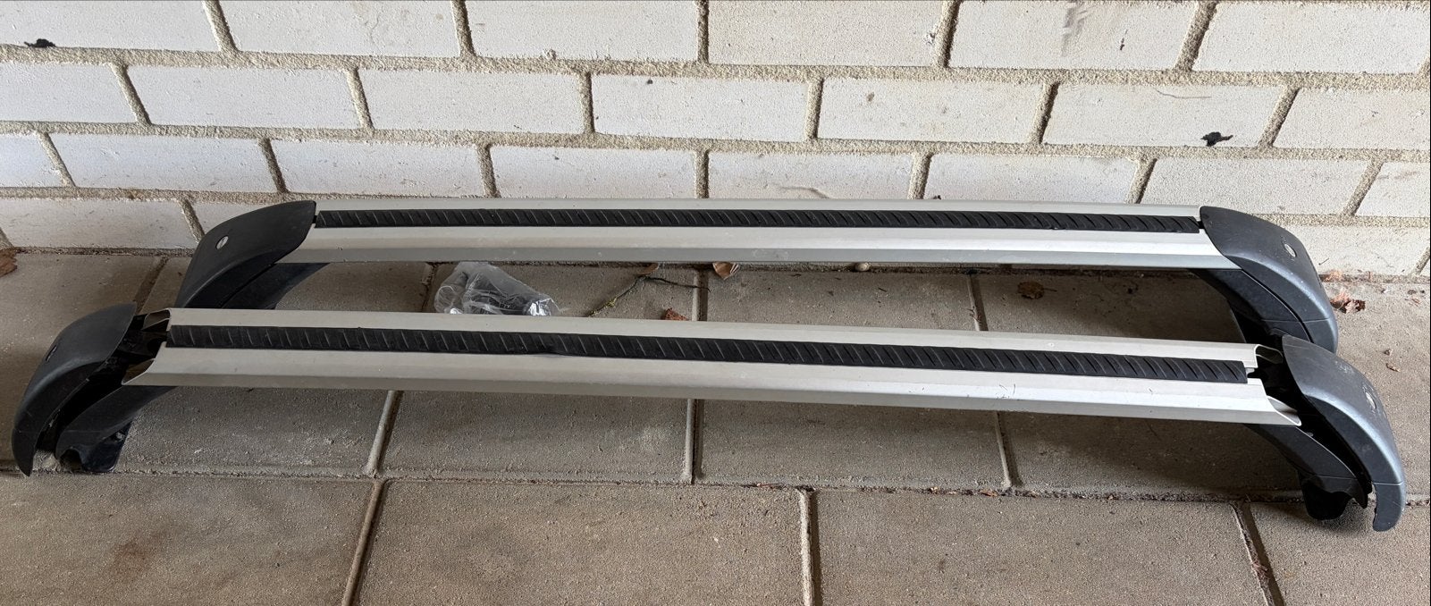 Originele Volvo V40 dakdragers (2013-2019), Auto diversen, Dakdragers, Ophalen, Gebruikt