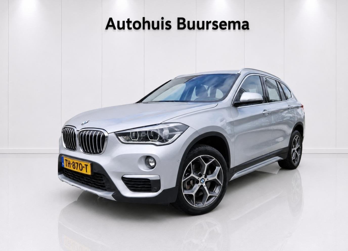 BMW X1 sDrive20i OrangeEdition*X-Line*Head-Up*LED+*PDC*Navig, Auto's, BMW, 1998 cc, Automatische klimaatregeling, Bedrijf, SUV of Terreinwagen