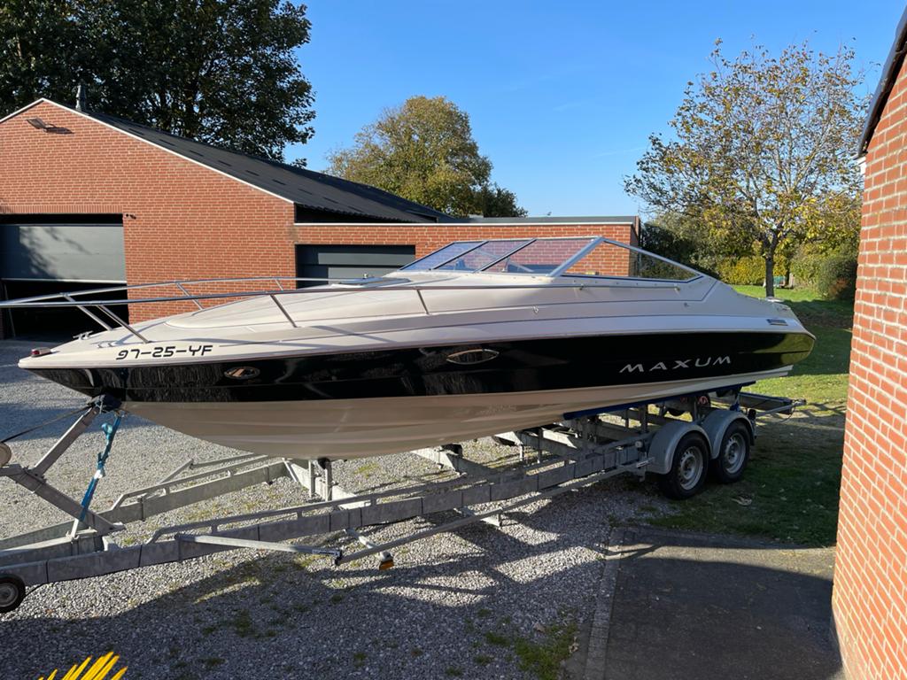 Maxum 2400 SSL met 320pk krachtige 7.4L Bravo motor, Watersport en Boten, Ophalen, Overige merken, Gebruikt, Binnenboordmotor