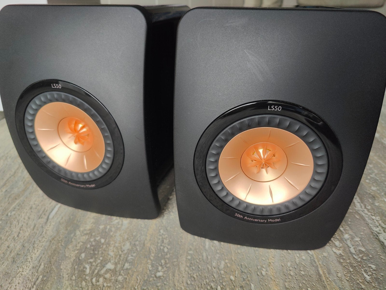 KEF LS50 Anniversary Model boekenplank luidsprekers, Audio, Tv en Foto, Ophalen, Zo goed als nieuw, Basreflex, KEF