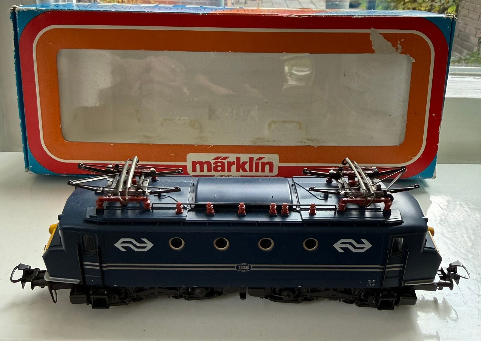Märklin HO locomotief NS serie 1100, model 3327, Wisselstroom, Gebruikt, Locomotief, Ophalen of Verzenden