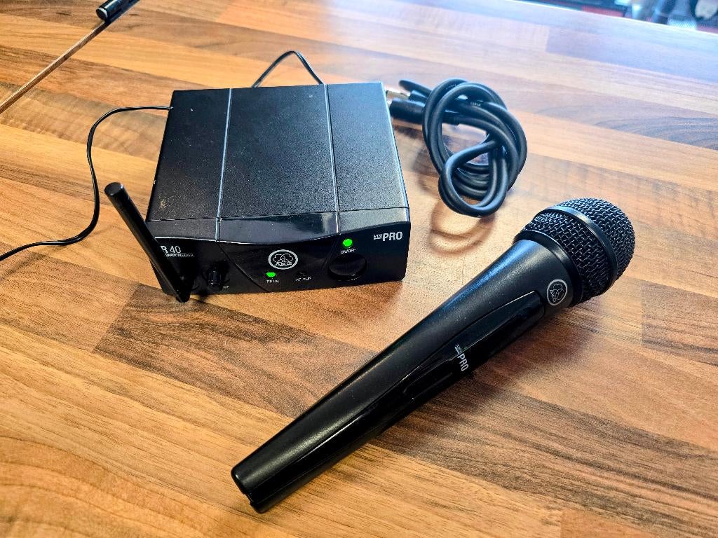 AKG WMS40 ISM3 Mini Pro draadloze handmicrofoon, Ophalen of Verzenden, Gebruikt, Zangmicrofoon, Draadloos