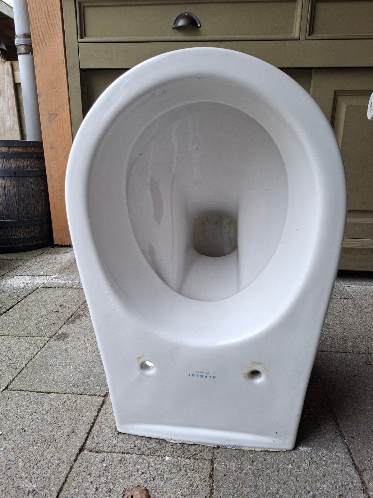 Hangend WC-pot merk Alföldi, Ophalen, Gebruikt, Steen, Toilet