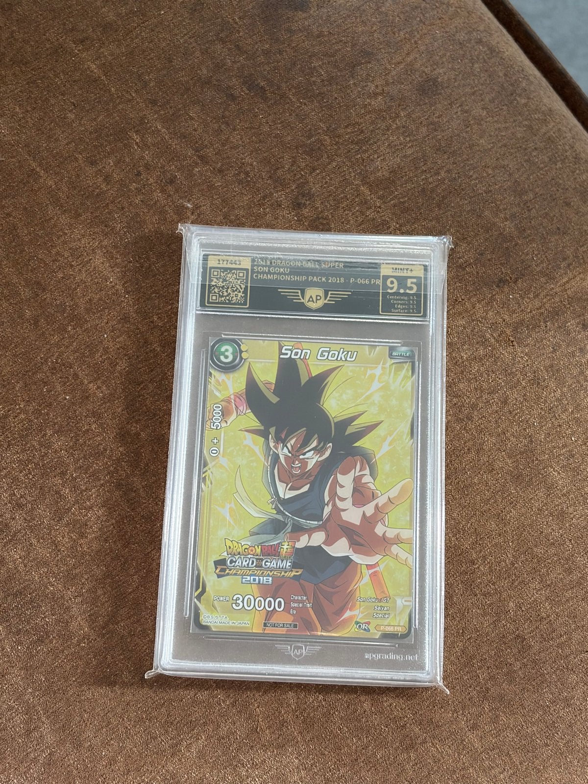 Dragon Ball Super Son Goku P-066 PR Graded 9.5 AP slab, Ophalen of Verzenden, Zo goed als nieuw