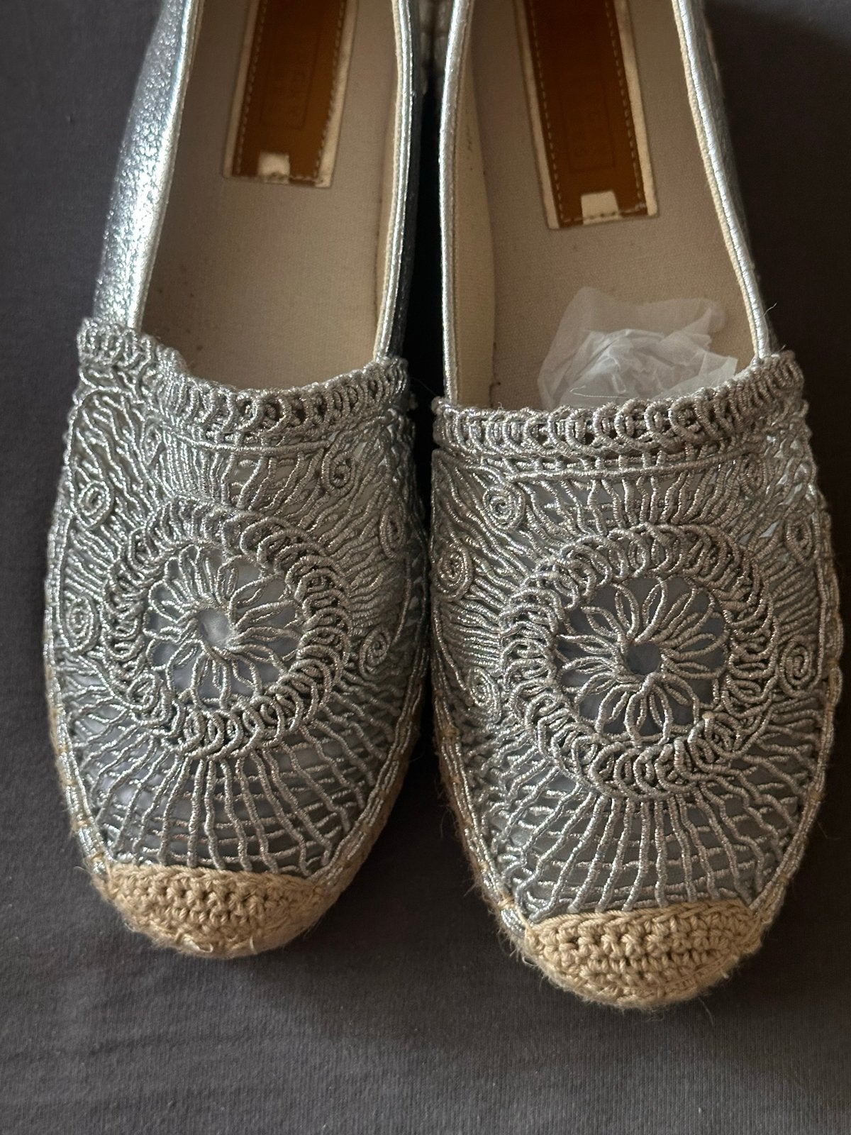 Zilverkleurige Espadrilles met Kantpatroon Maat 39, Ophalen of Verzenden, Zo goed als nieuw, Overige kleuren, Espadrilles of Moccasins