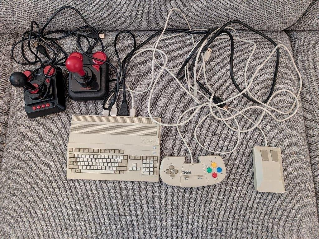 The A500 mini retro console Amiga, Computers en Software, Vintage Computers, Ophalen, Commodore Amiga