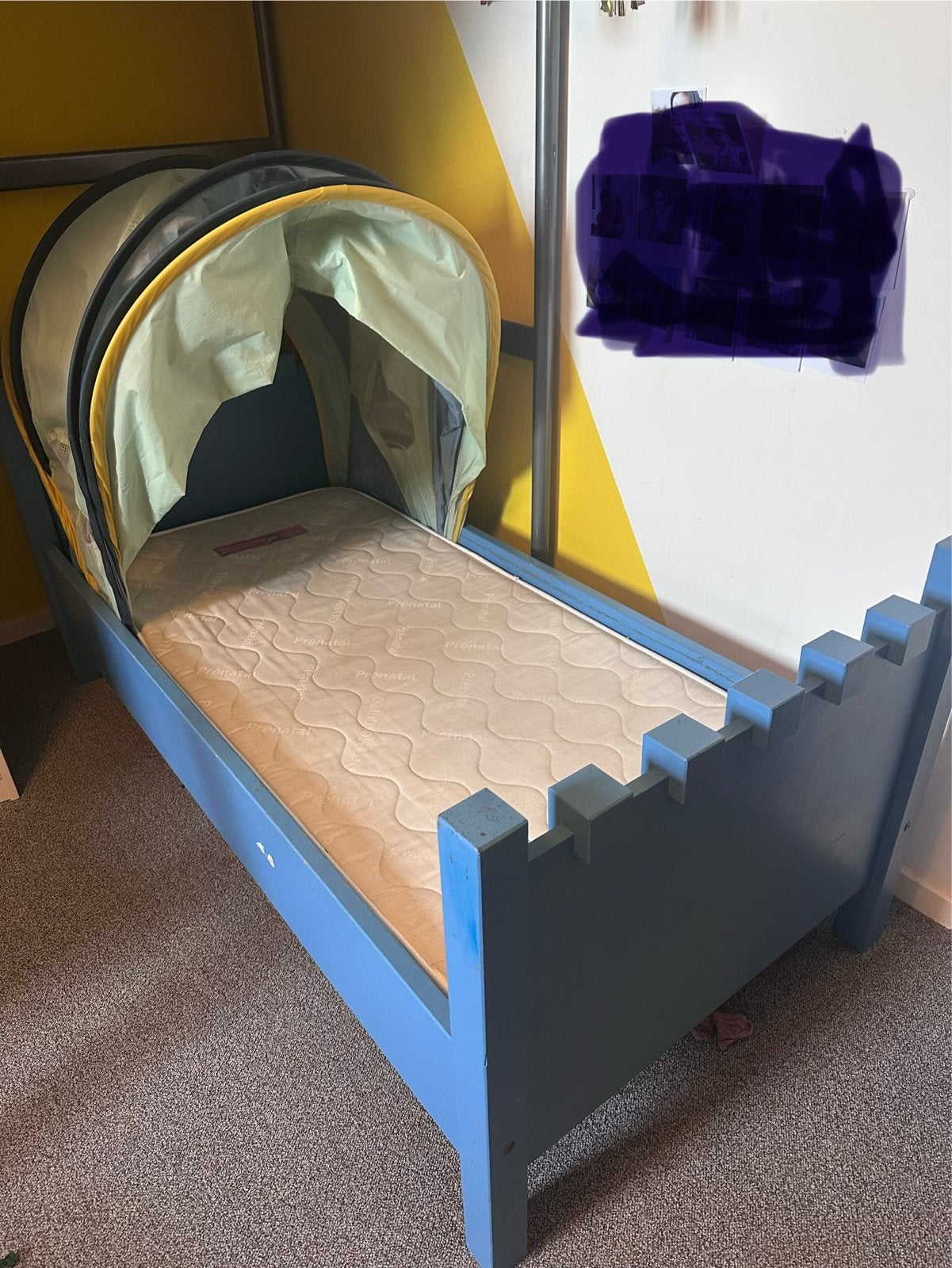 Peuterbed kasteel met tent en matras - opknapper, Kinderen en Baby's, Gebruikt, 70 tot 85 cm, Lattenbodem, 140 tot 160 cm