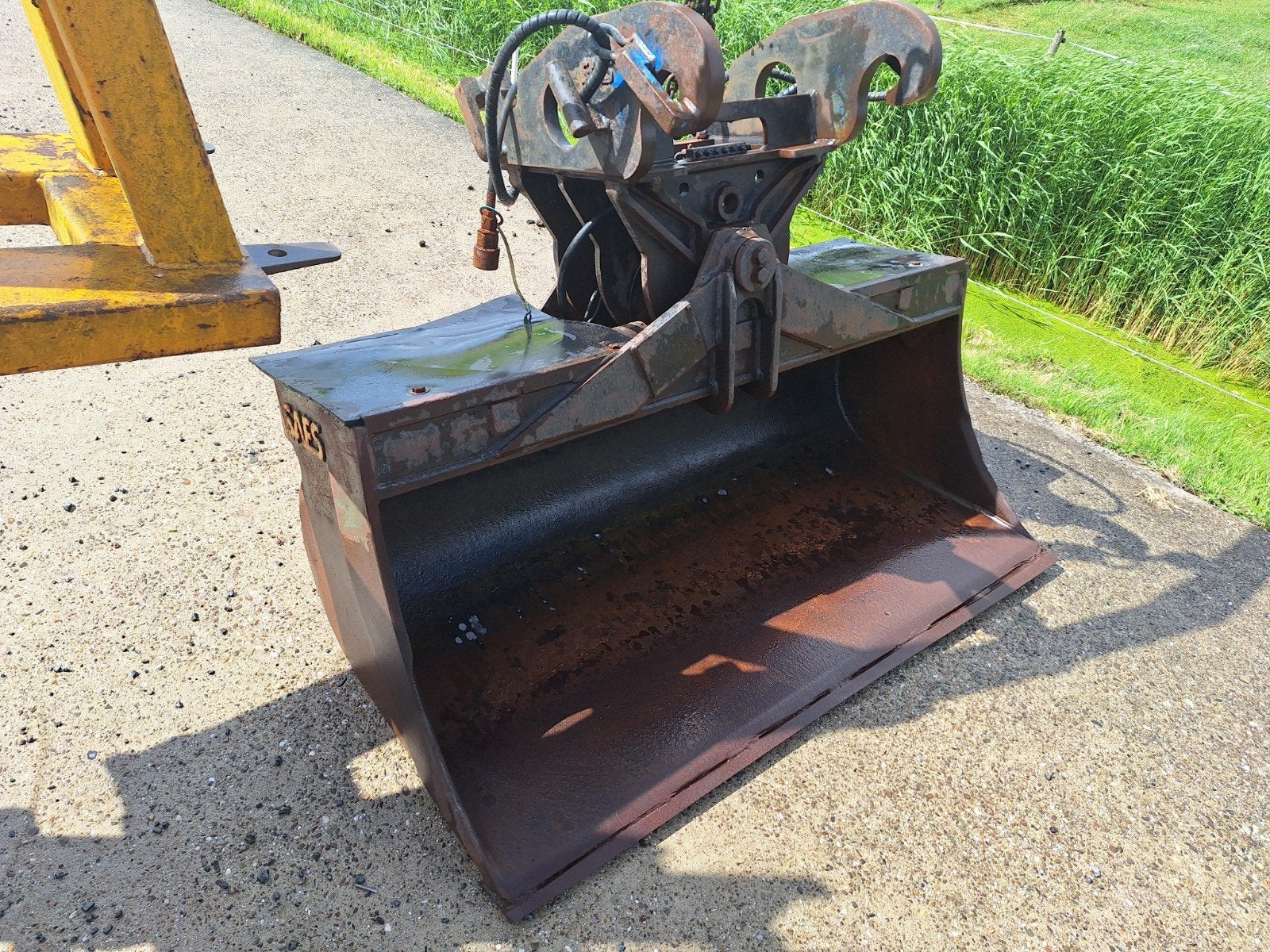 Bakken cw20 cw30 puinbak palletvork palletlepels kantelbak, Ophalen of Verzenden