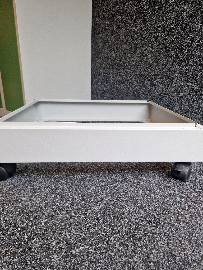 Divers Plint voor 2 deurs Lockerkast ook verrijdbaar (nieuw), Ophalen of Verzenden, Nieuw, Modern