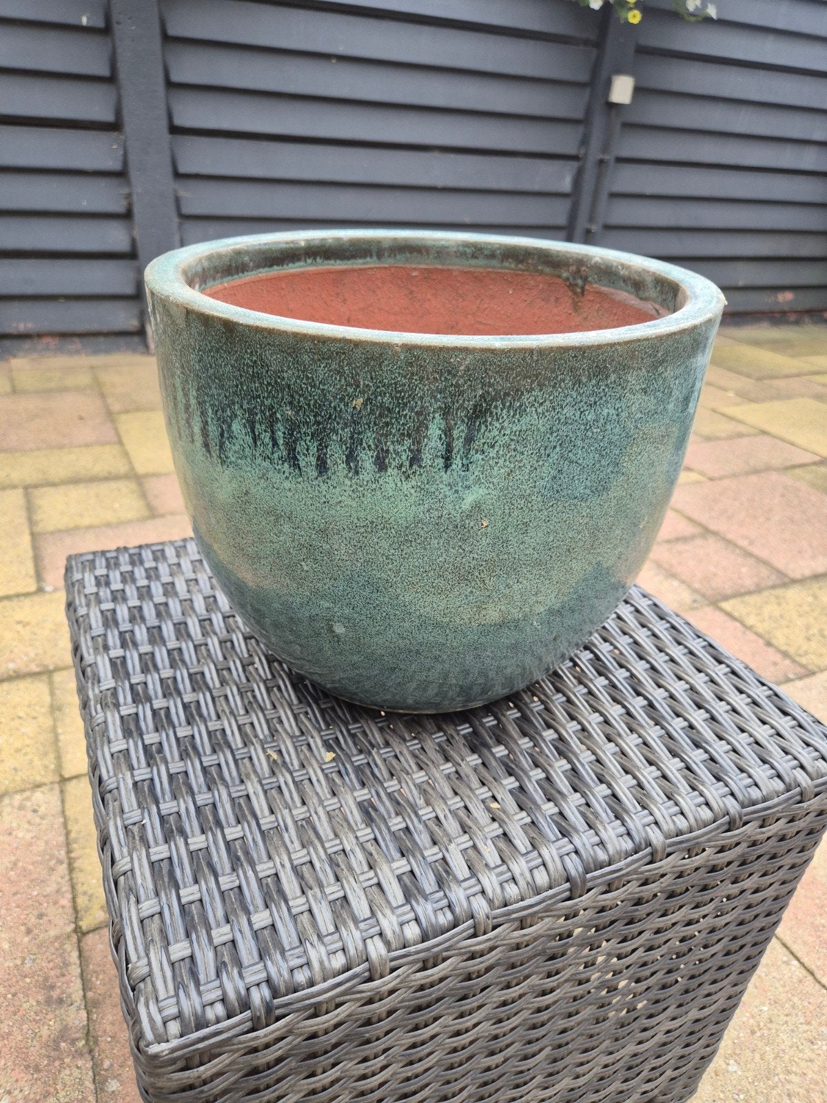 Mooie bloempot in nette staat, Ophalen, Rond, Zo goed als nieuw, Balkon