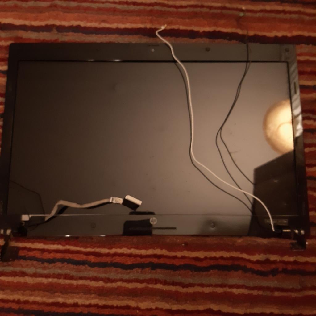 LCD HP laptop scherm, Antiek en Kunst, Antiek | Spiegels, Ophalen of Verzenden, Rechthoekig, Minder dan 50 cm, Minder dan 100 cm