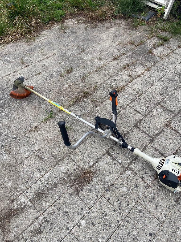 Te koop Stihl fs56 bosmaaier, Ophalen, Zo goed als nieuw, Benzine, Stihl