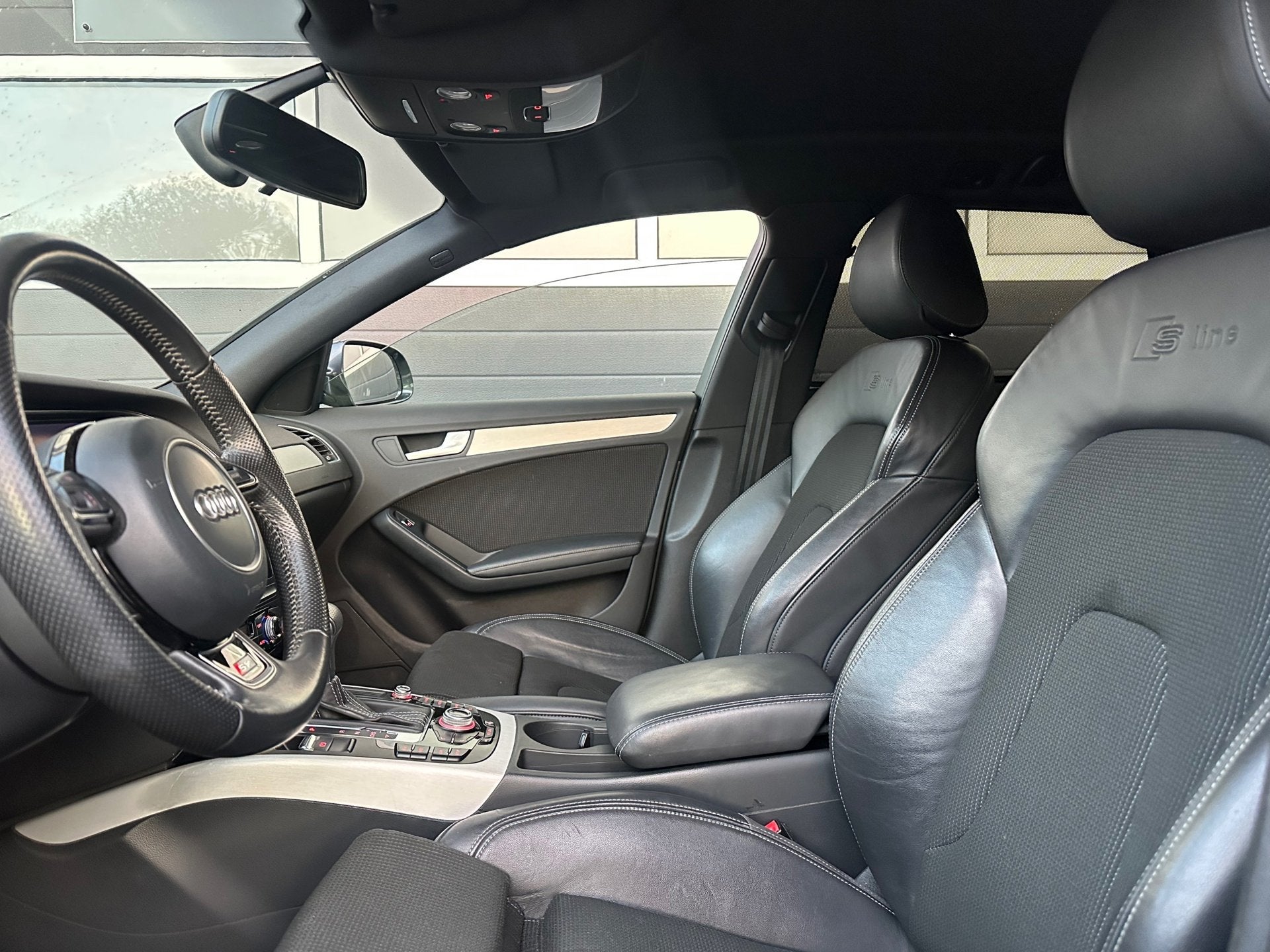 Audi A4 Avant 1.8 TFSI 170pk 3x S-line | XENON | NAVI | DAYT, Auto's, Gebruikt, 4 cilinders, 1505 kg, Origineel Nederlands