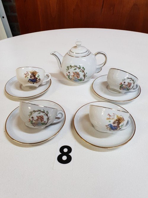 Mini servies nr. 8 met decoratie van jongen en meisje, 9-del, Ophalen of Verzenden, 'T Olde Gre-j, Info@toldegrej.nl, Endepoelstraat 20f Didam