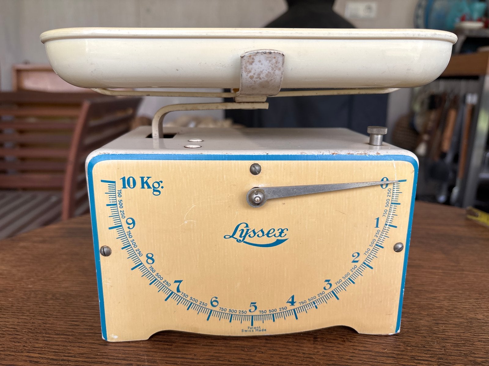 Vintage Lyssex Keukenweegschaal 10 Kg - Zwitsers Design, Gebruikt, Keukenweegschaal, Analoog, Ophalen of Verzenden