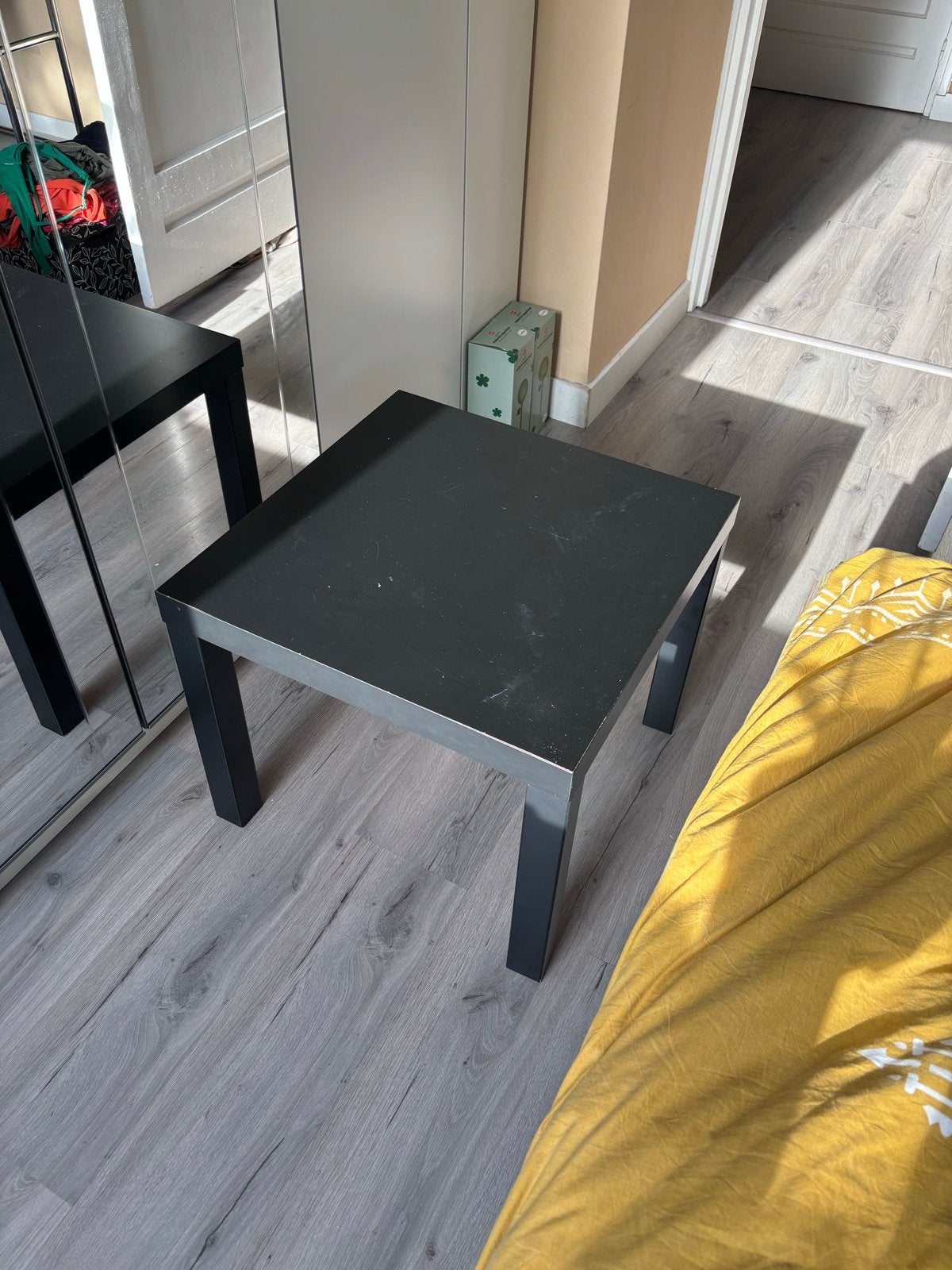Zwarte IKEA LACK bijzettafel, Ophalen, Gebruikt, 50 tot 100 cm, Vierkant