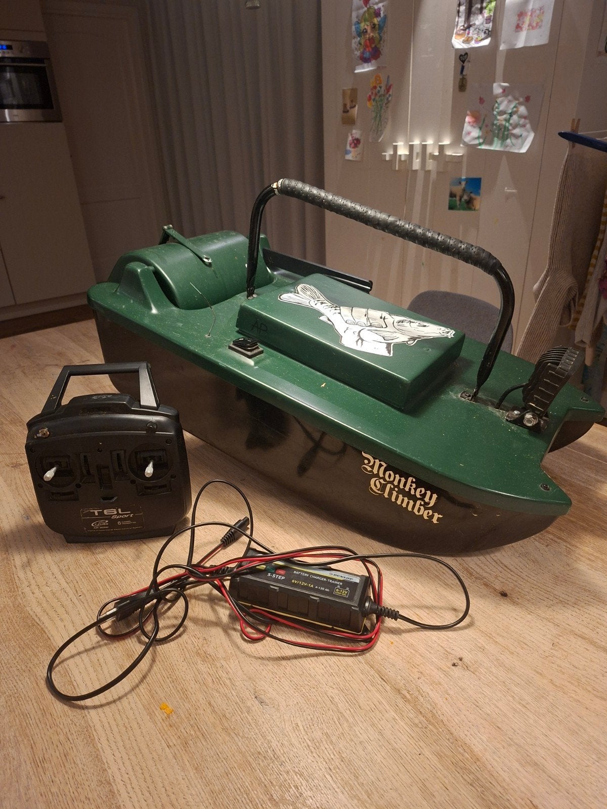voerboot schrijver bt4, Watersport en Boten, Ophalen of Verzenden, Overige typen