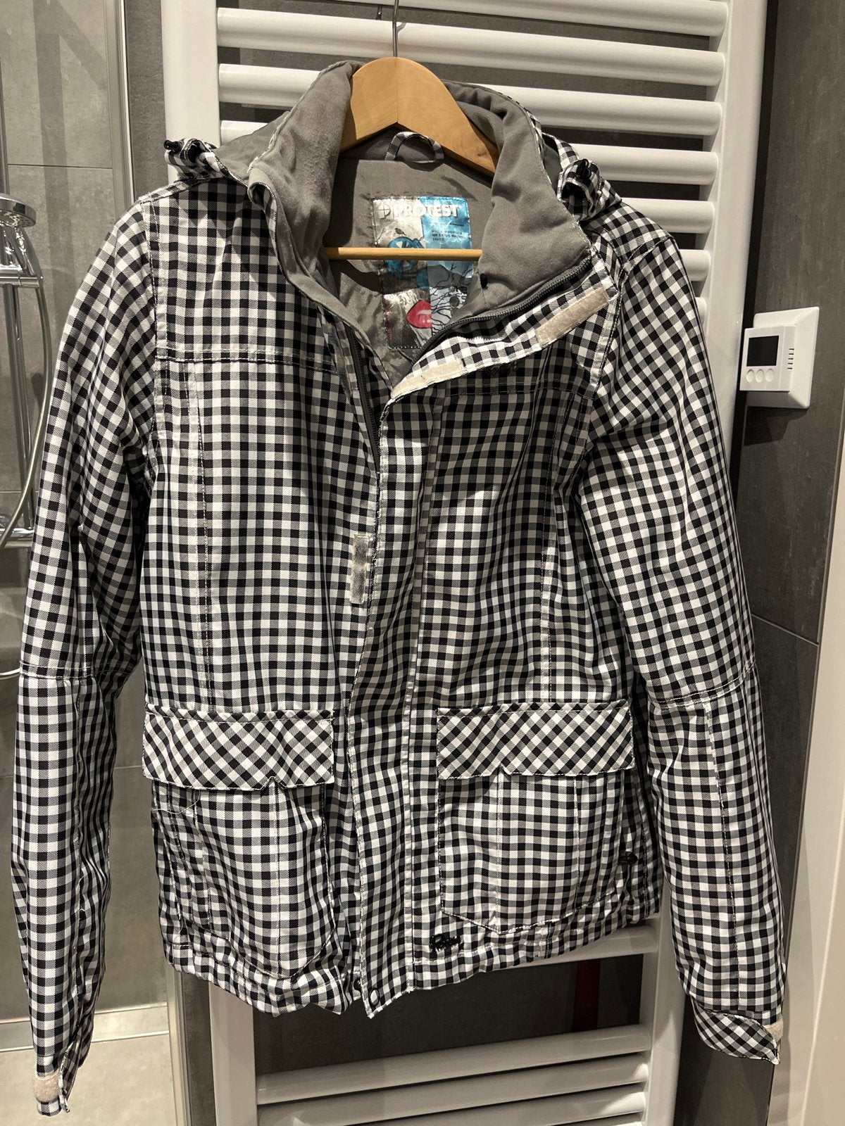 Protest geruit jack, maat M, waterdicht, Kleding | Dames, Wintersportkleding, Ophalen of Verzenden, Gedragen, Maat 38/40 (M), Jack