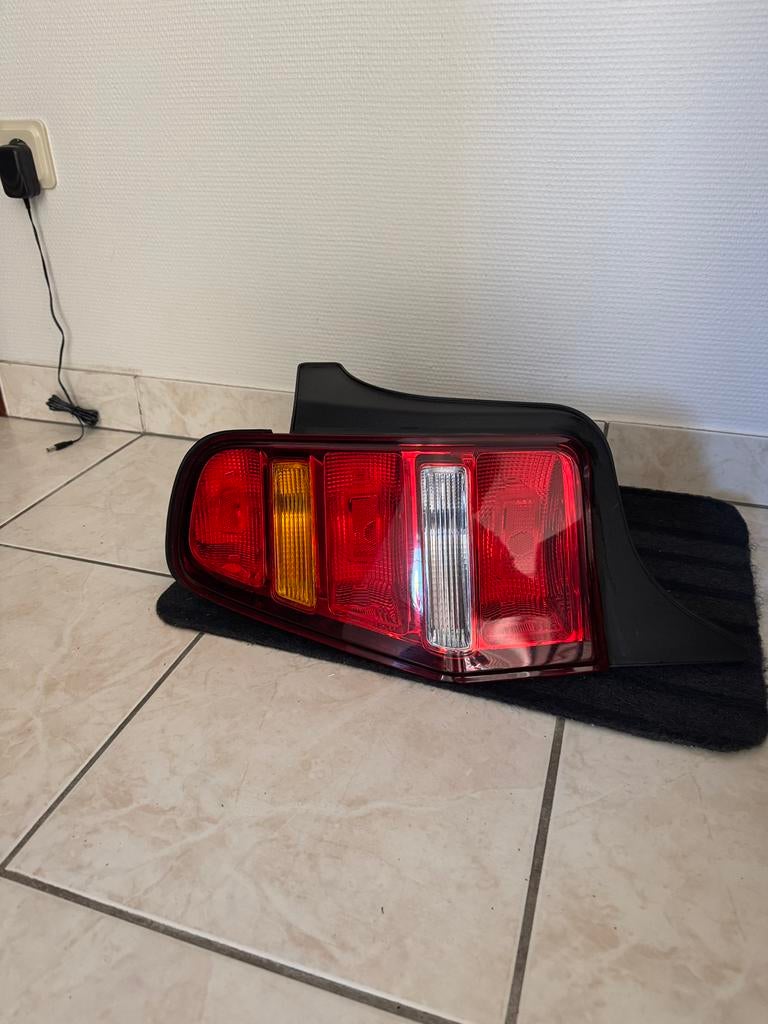 Achterlicht Ford mustang 2012, Ophalen of Verzenden, Ford