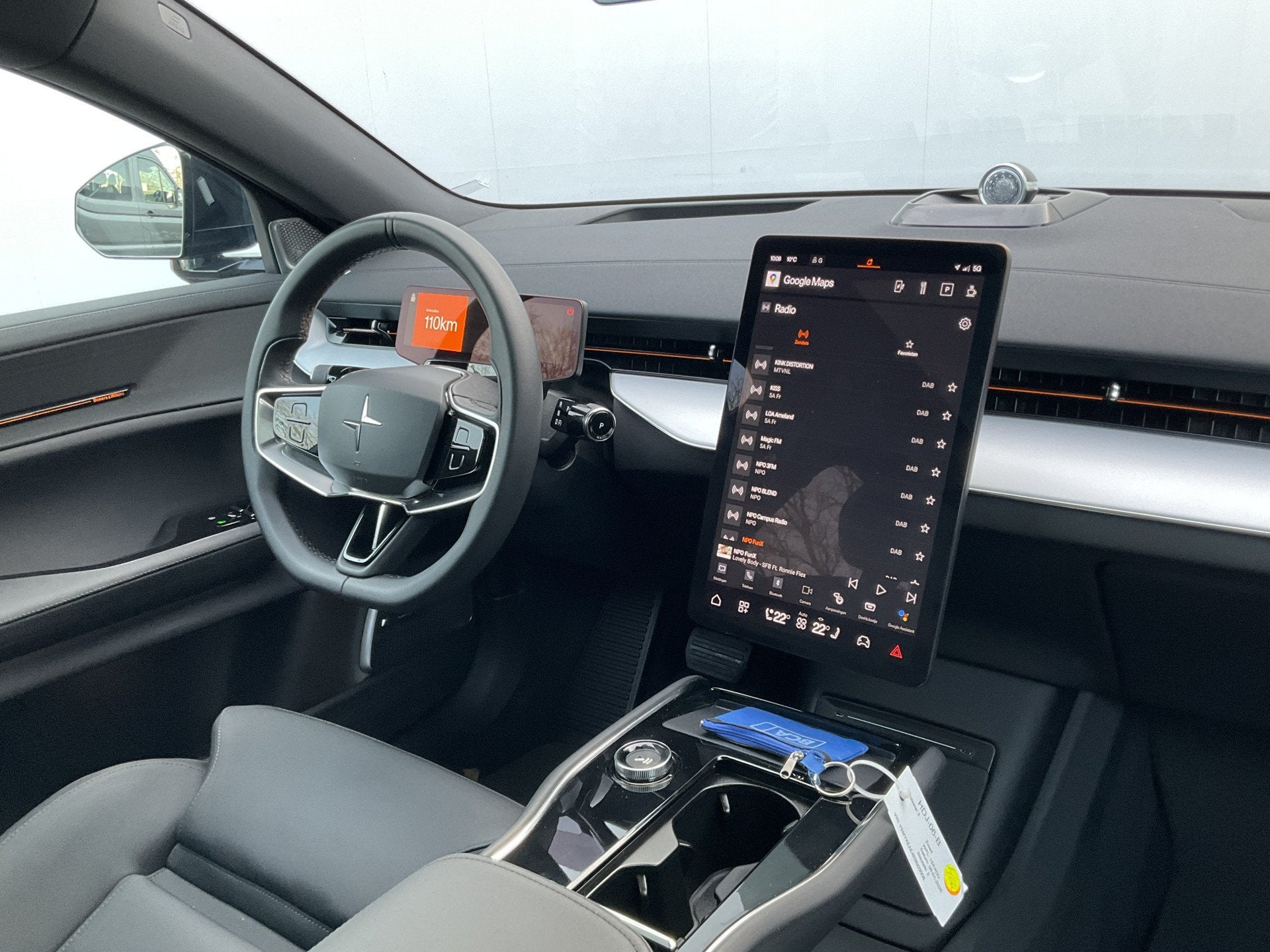 Polestar 3 Long range Dual motor 111 kWh 360 22Inch B&W 1E, Auto's, Automaat, 591 km, Zwart, Origineel Nederlands
