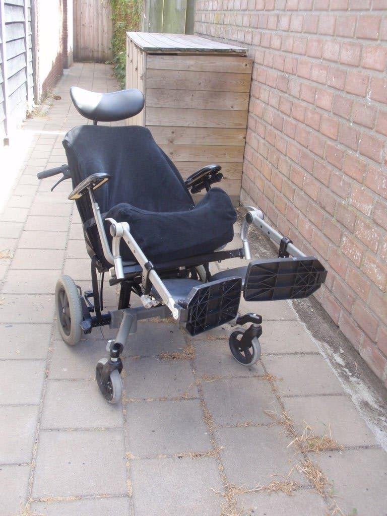 kantelbare rolstoel, Ophalen, Gebruikt, Duwrolstoel