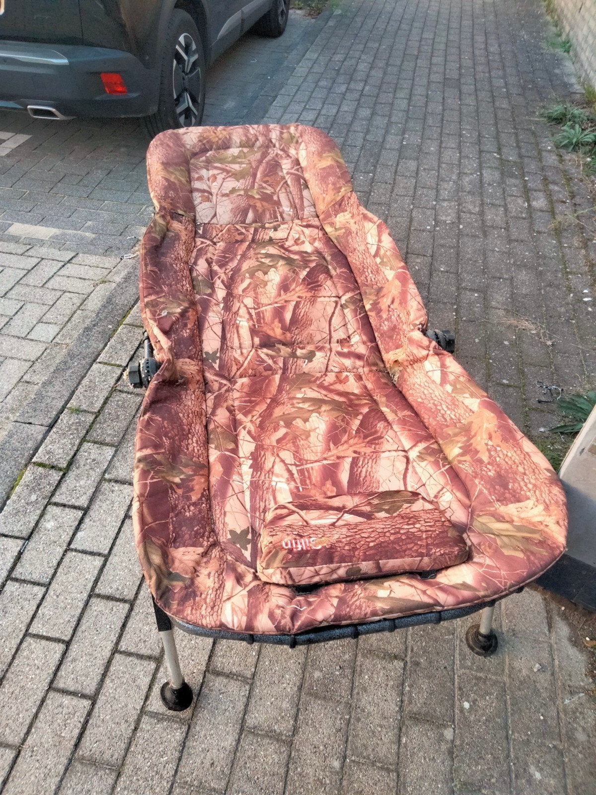 Comfortabel Camouflage Veldbed/Ligstoel, Watersport en Boten, Ophalen, Gebruikt