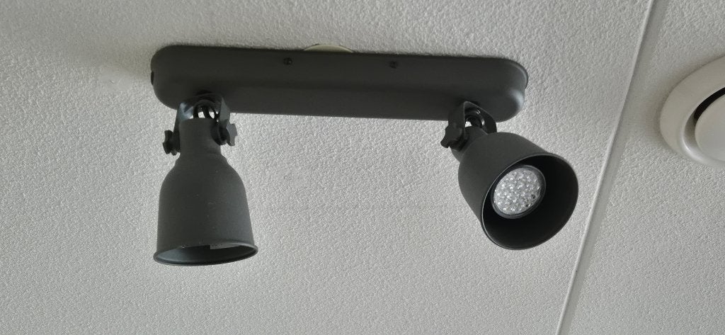 Ikea hektar plafond lamp spots, Ophalen, Zo goed als nieuw, Metaal, Plafondspot of Wandspot