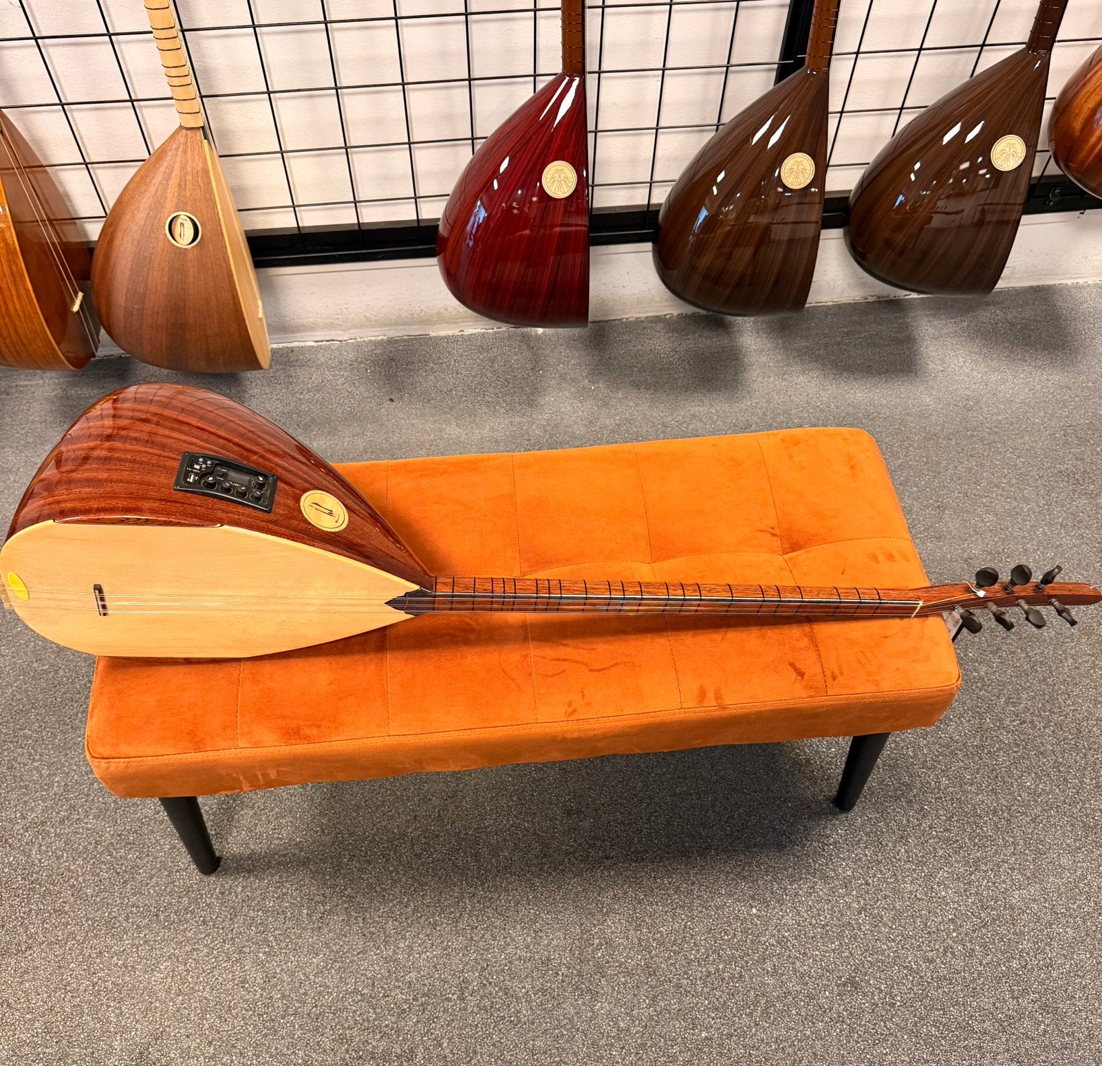 Saz profosyonel uzun sap diger resimler için>>, 7007dc, Aura muziek, Nieuw, Ophalen of Verzenden