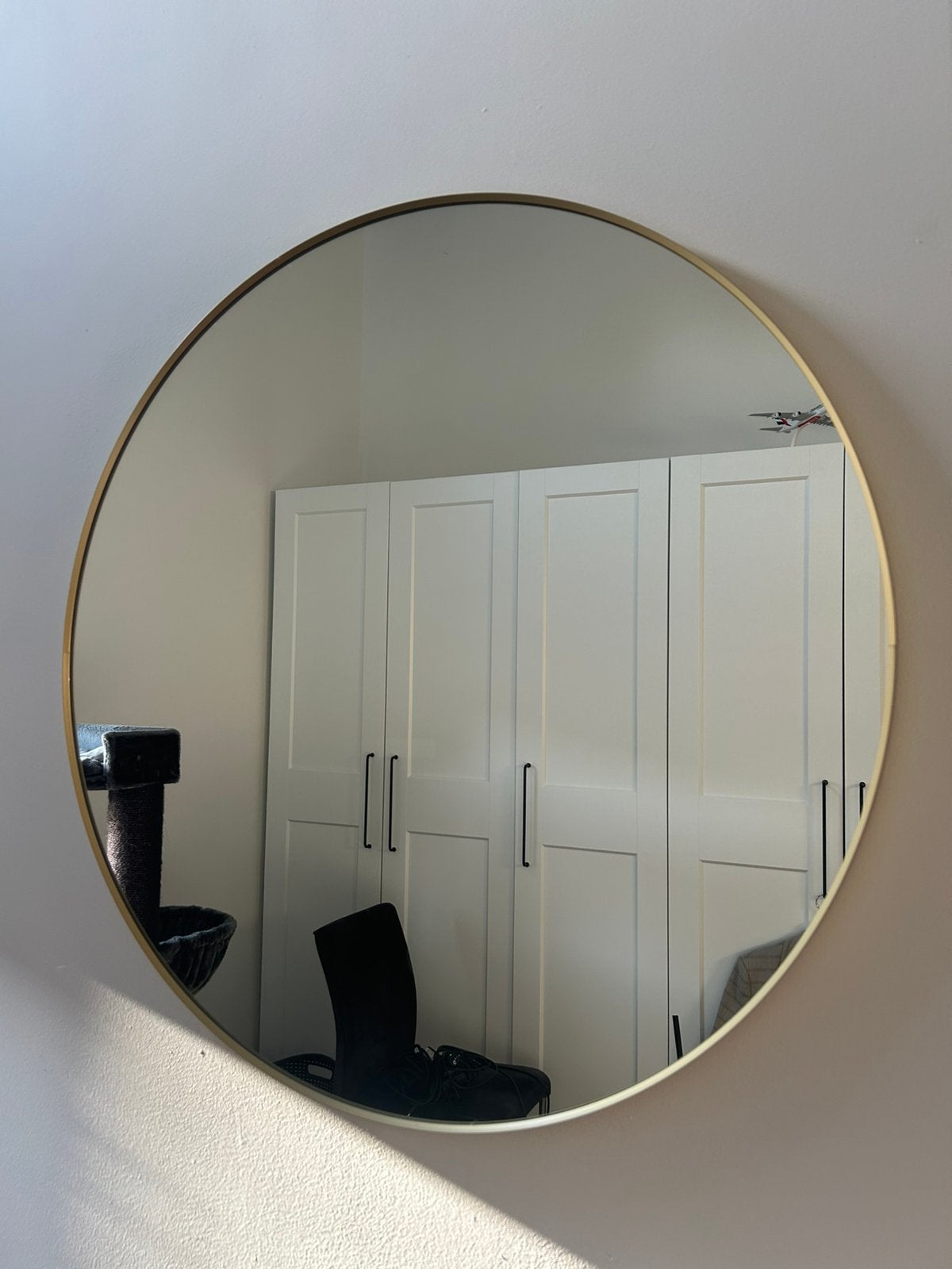 Ronde spiegel met gouden rand, Ophalen, Rond, Zo goed als nieuw, 75 tot 100 cm