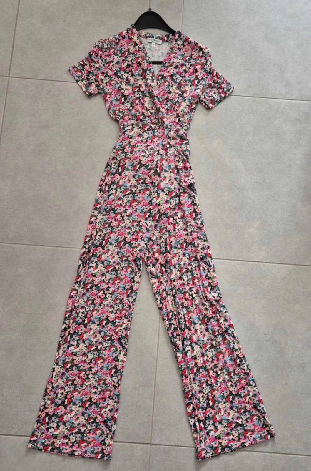 Jumpsuit Very Cherry XS nieuw, Kleding | Dames, Ophalen of Verzenden, Nieuw, Maat 34 (XS) of kleiner