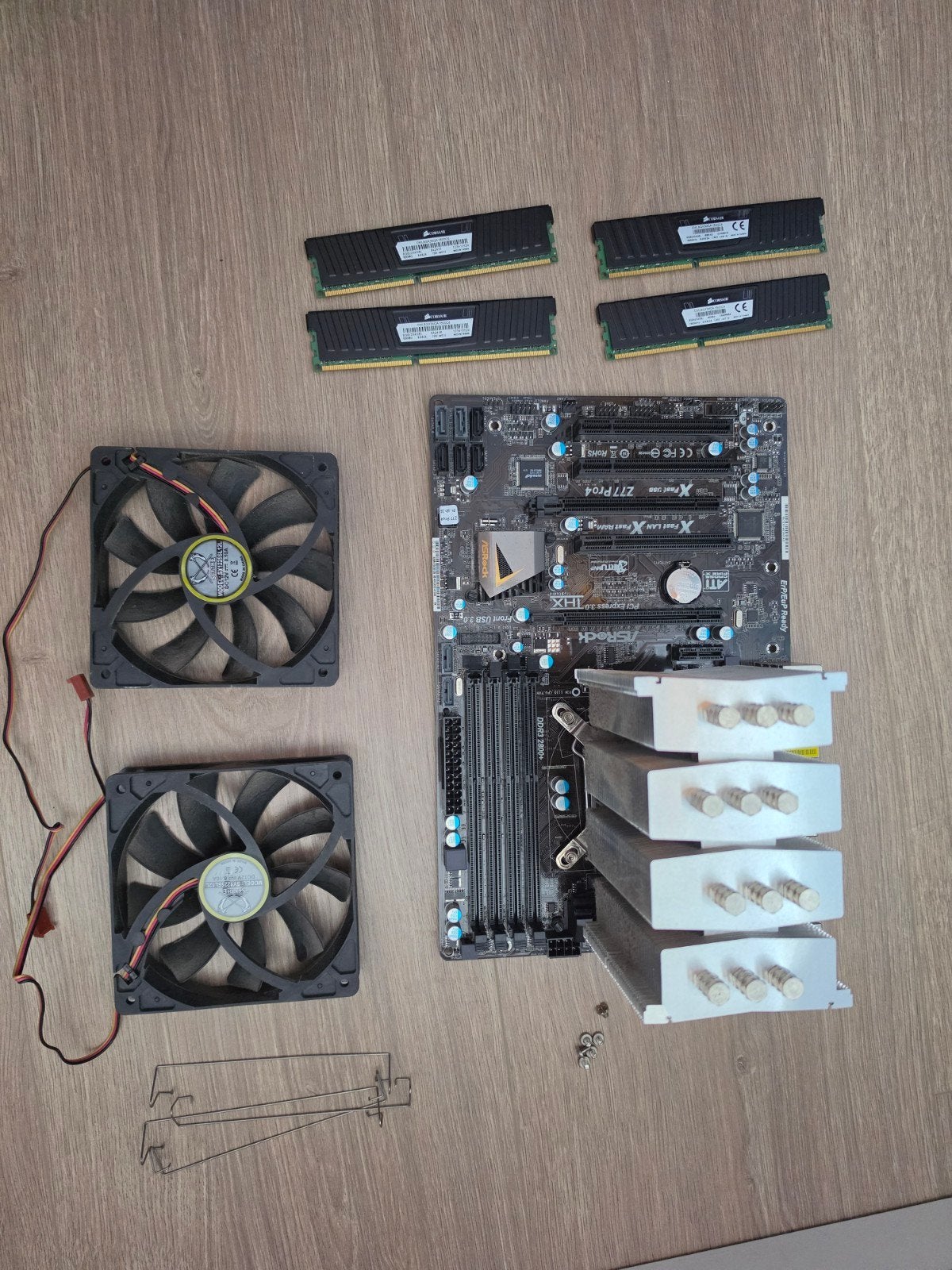 ASRock Z77 Pro4 Moederbord met i7-3770K, 16GB RAM & Koeling, Computers en Software, Ophalen, Gebruikt, DDR3, LGA 1155