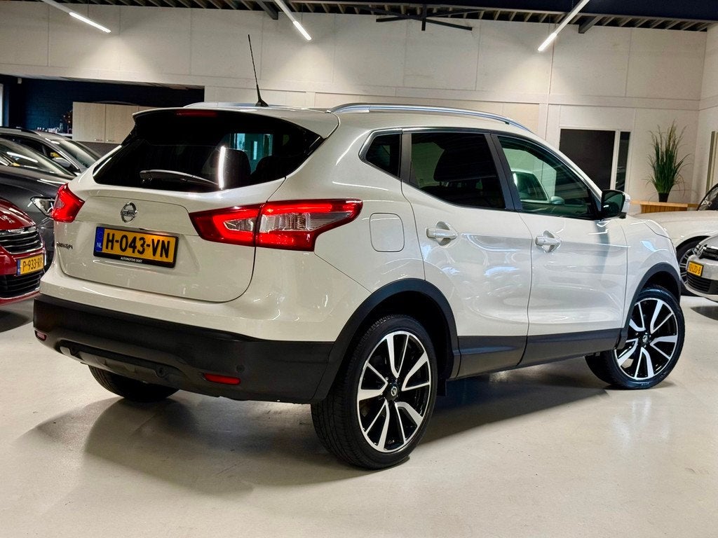 Nissan Qashqai 1.2 Tekna Automaat|360.Camera|Pano|Leder|, Auto's, Nissan, Euro 5, Gebruikt, 4 cilinders, 116 pk