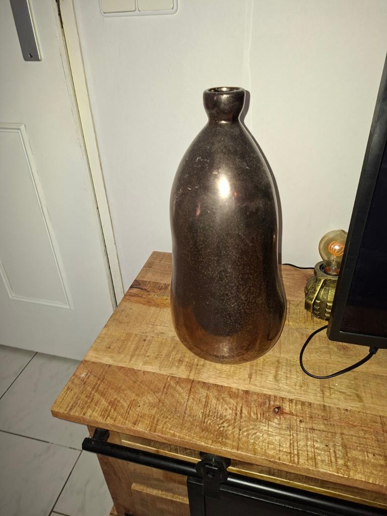 Bronzen grote vaas 2 x, Huis en Inrichting, Woonaccessoires | Vazen, Overige kleuren, Ophalen of Verzenden, Minder dan 50 cm, Glas