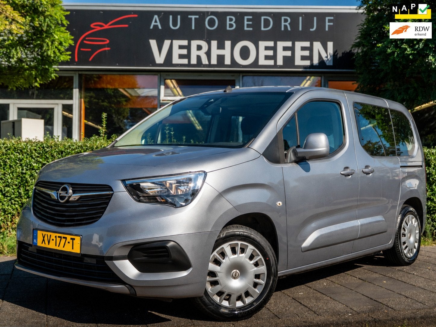Opel Combo Tour 1.2 Turbo L1H1 Edition | 5 ZITS | LANE ASSIS, Auto's, Voorwielaandrijving, Dealer onderhouden, Gebruikt, Handgeschakeld