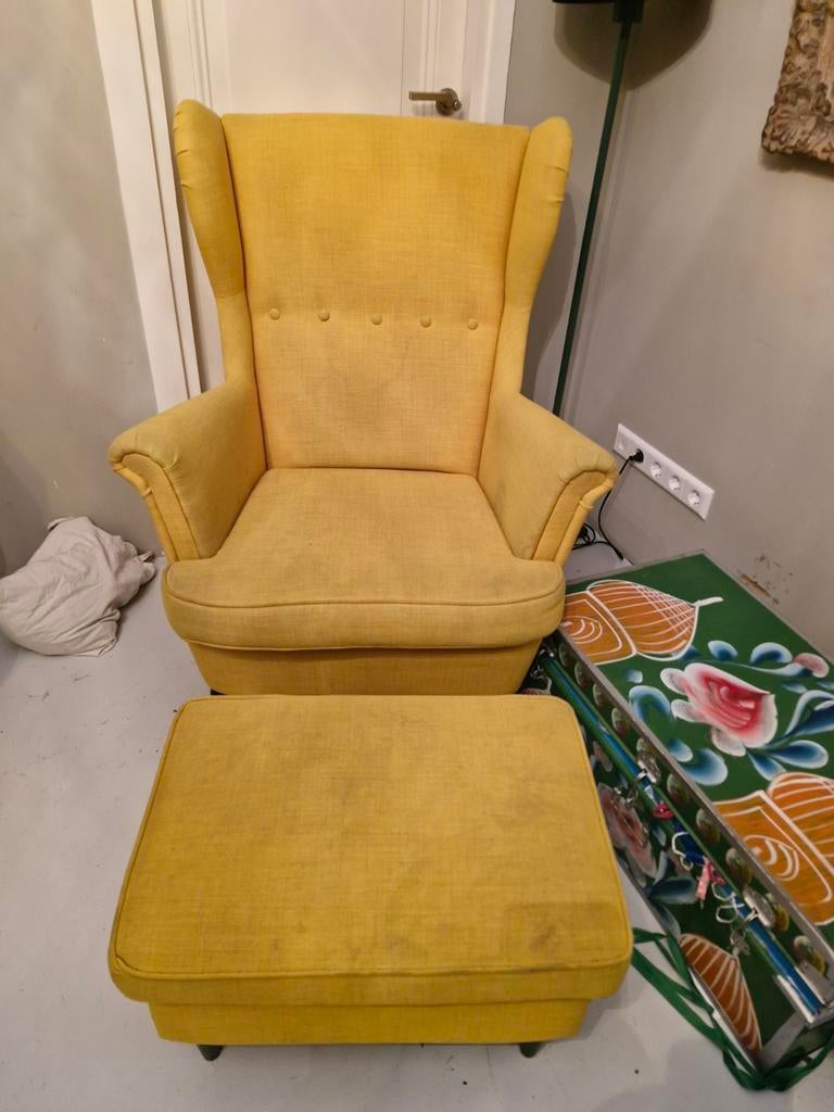 Ikea Strandmon stoel met voetenbank (nieuwe hoes nodig), Ophalen of Verzenden, Gebruikt, Stof