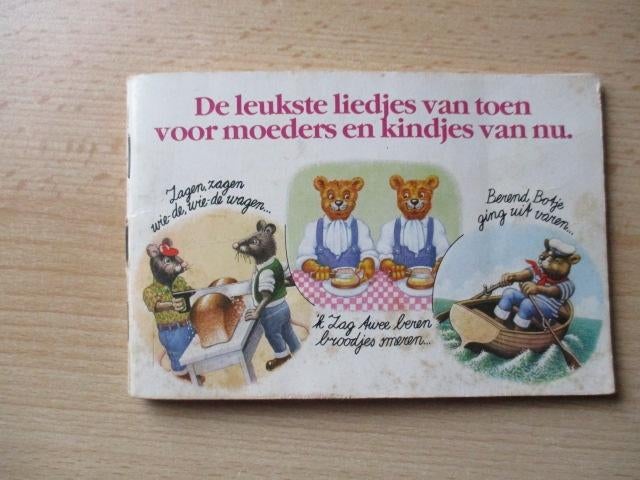 Nutricia boekje De leukste liedjes van toen 1974, Ophalen of Verzenden, Gelezen, Fictie algemeen