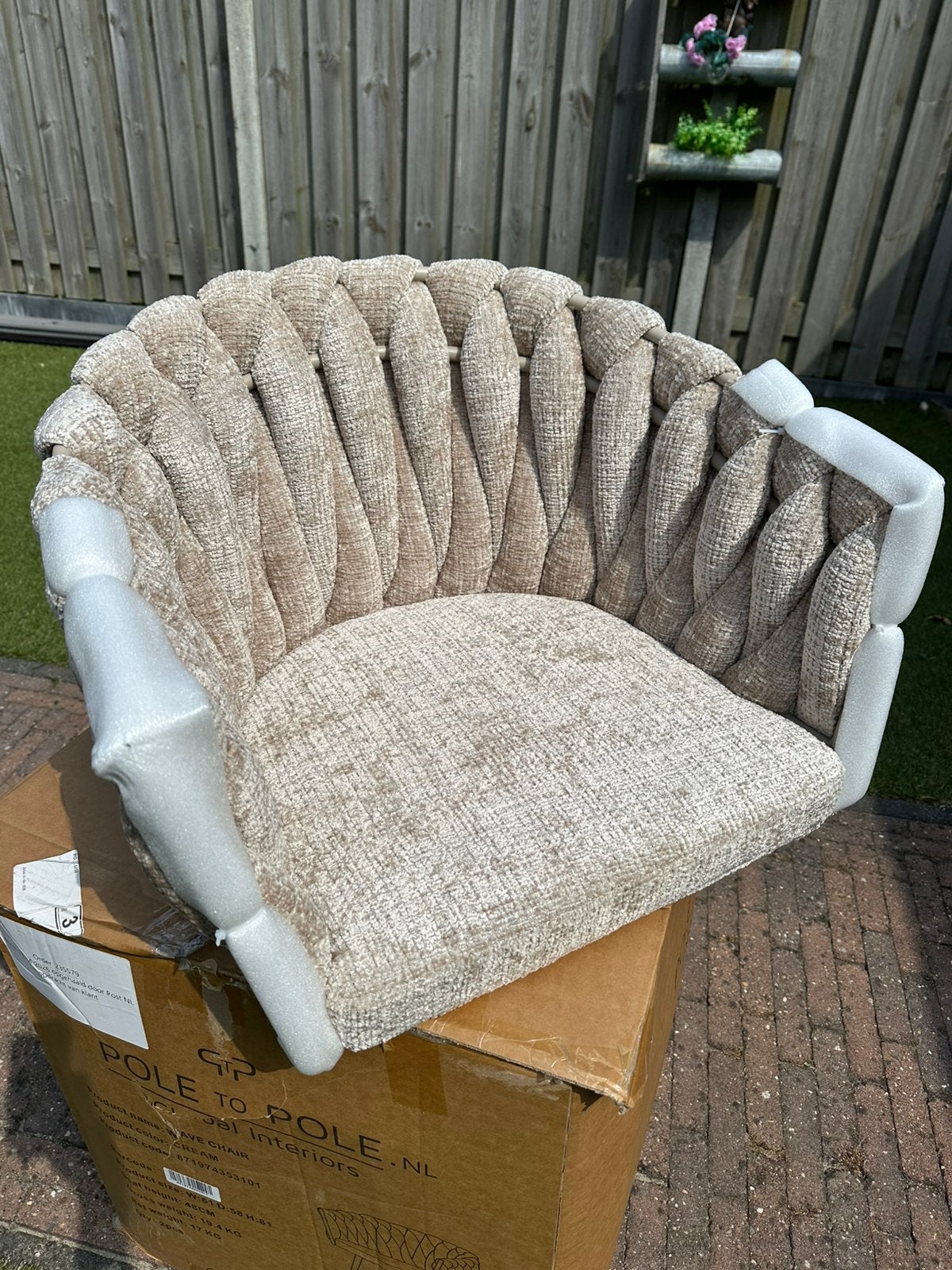 2 Nieuwe Wave eetkamerstoelen beige - Beige poten, Twee, Overige kleuren, Nieuw, Ophalen of Verzenden