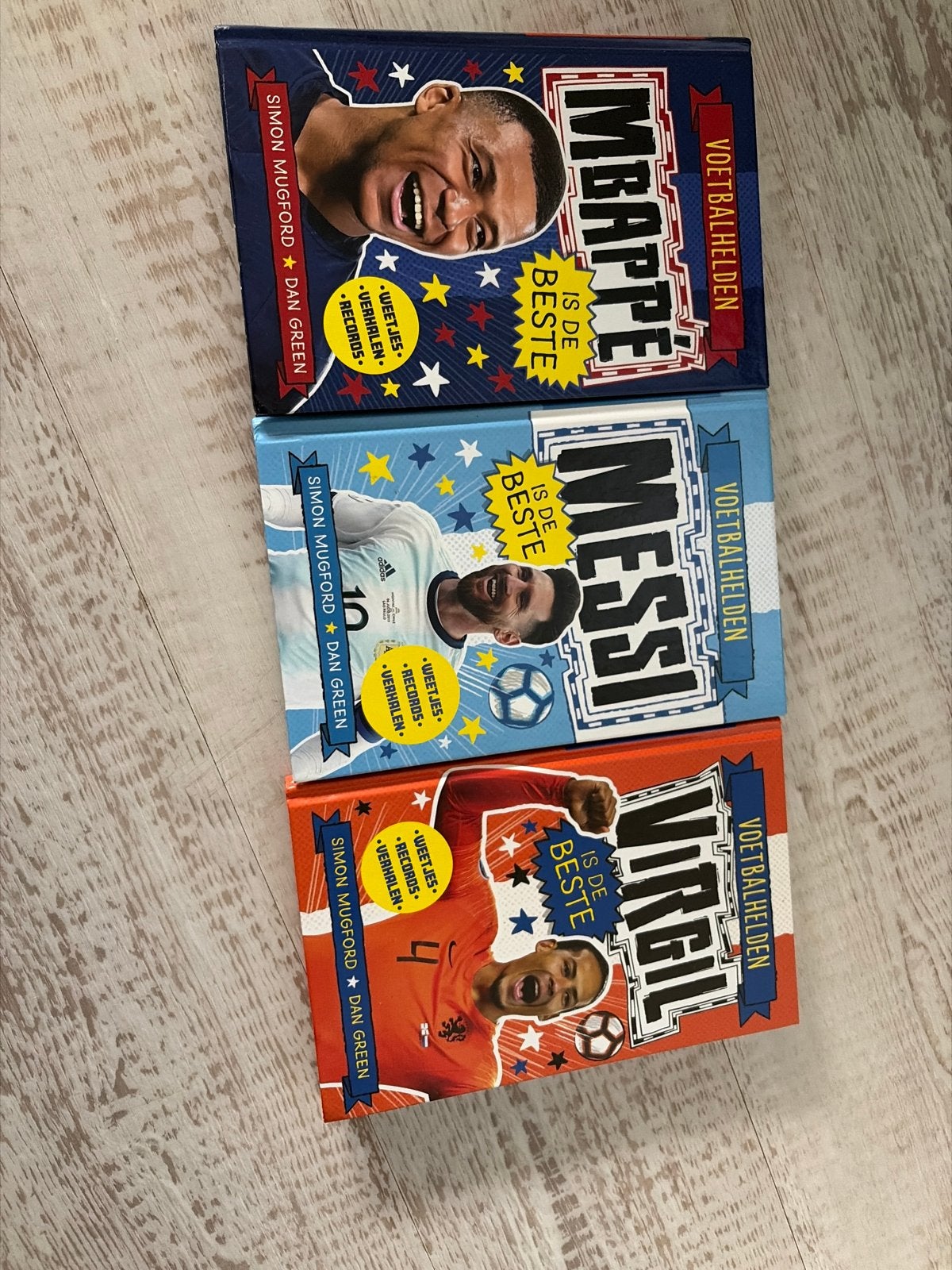 Voetbalhelden boeken: Mbappé, Messi, Virgil (3-delige set), Ophalen of Verzenden, Zo goed als nieuw, Balsport