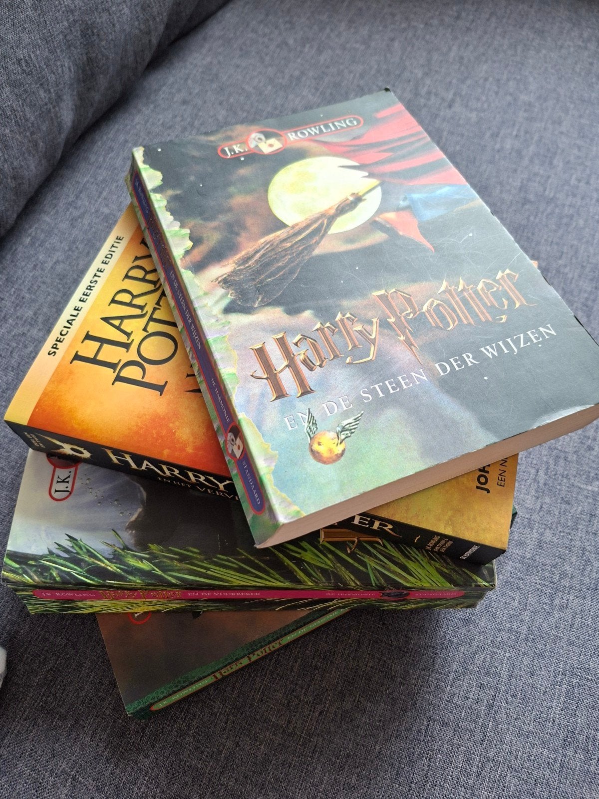 4 boeken Harry Potter, Verzamelen, Ophalen of Verzenden, Zo goed als nieuw, Boek of Poster
