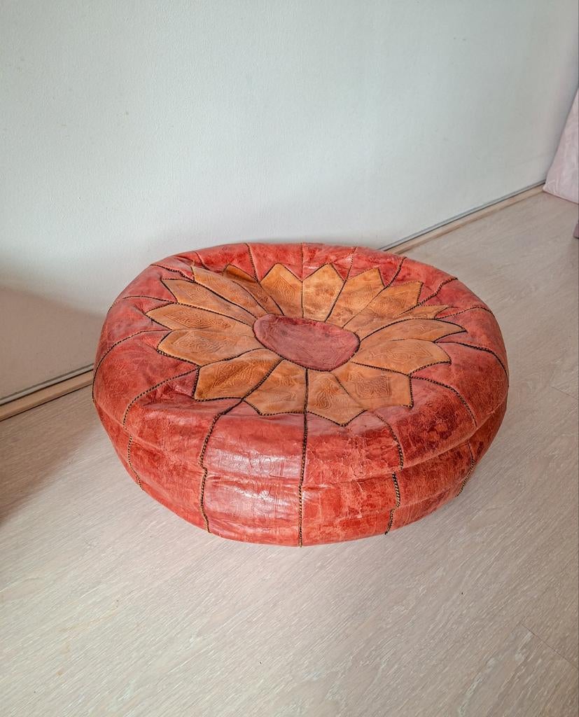 Vintage leren poef, Ophalen, Minder dan 50 cm, Gebruikt, Rond