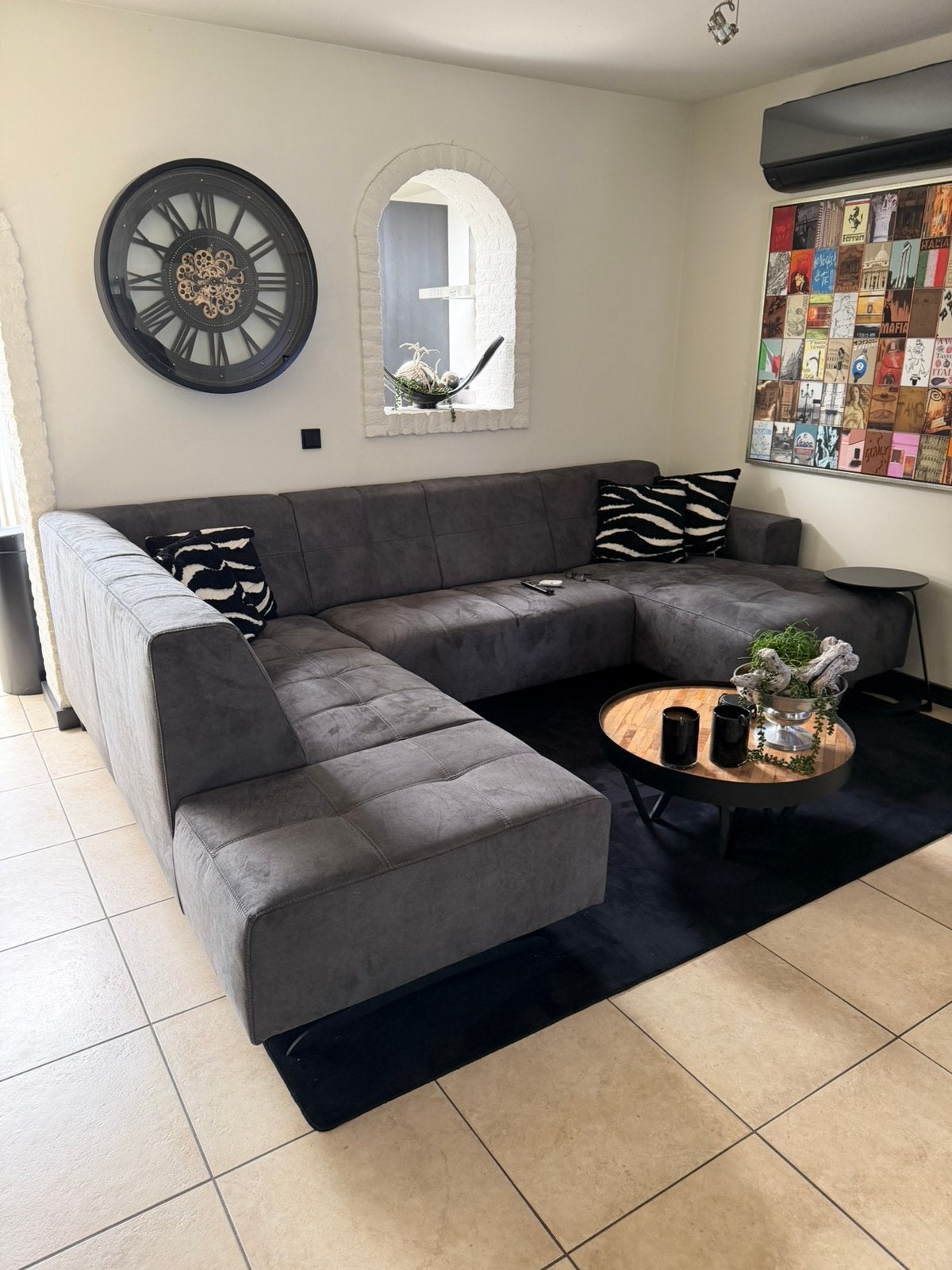 Hoekbank van inhouse antraciet nieuw  bank 3 maanden oud, Huis en Inrichting, Ophalen, Nieuw