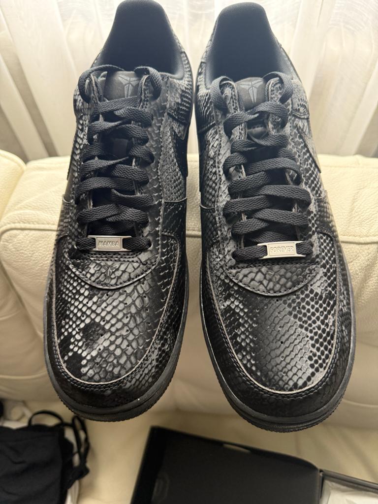 Nike x kobe air force 1 mamba forever 47,5, Zwart, Nieuw, Ophalen of Verzenden, Sneakers of Gympen