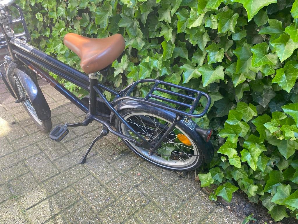 Popal Cooper kinderfiets 18inch, zwart met bruin zadel, Ophalen, Gebruikt, 18 inch, Handrem