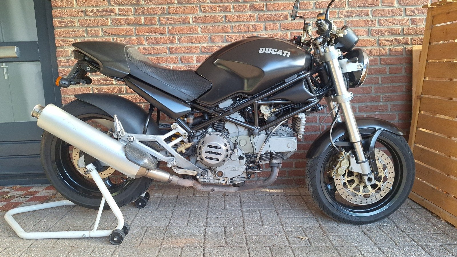 Ducati Monster 900ie 2001, Ophalen, Gebruikt