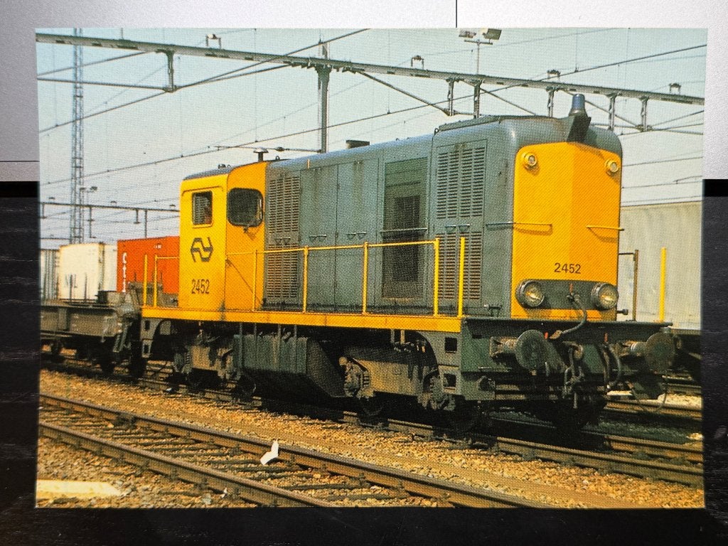 Postkaart Dieselelektrische Locomotief NS 2400 Serie, Ophalen of Verzenden, Gebruikt, Trein, Kaart of Prent
