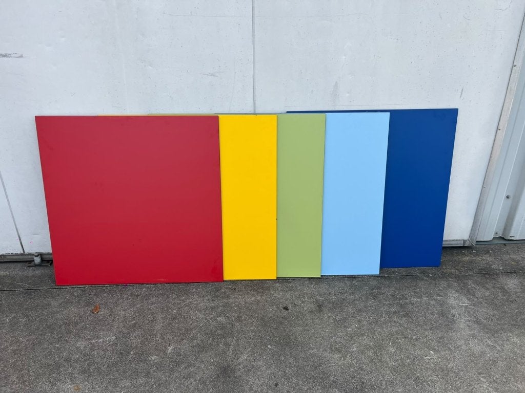 5 stuks tafelbladen trespa volkern rood geel groen blauw, Ophalen